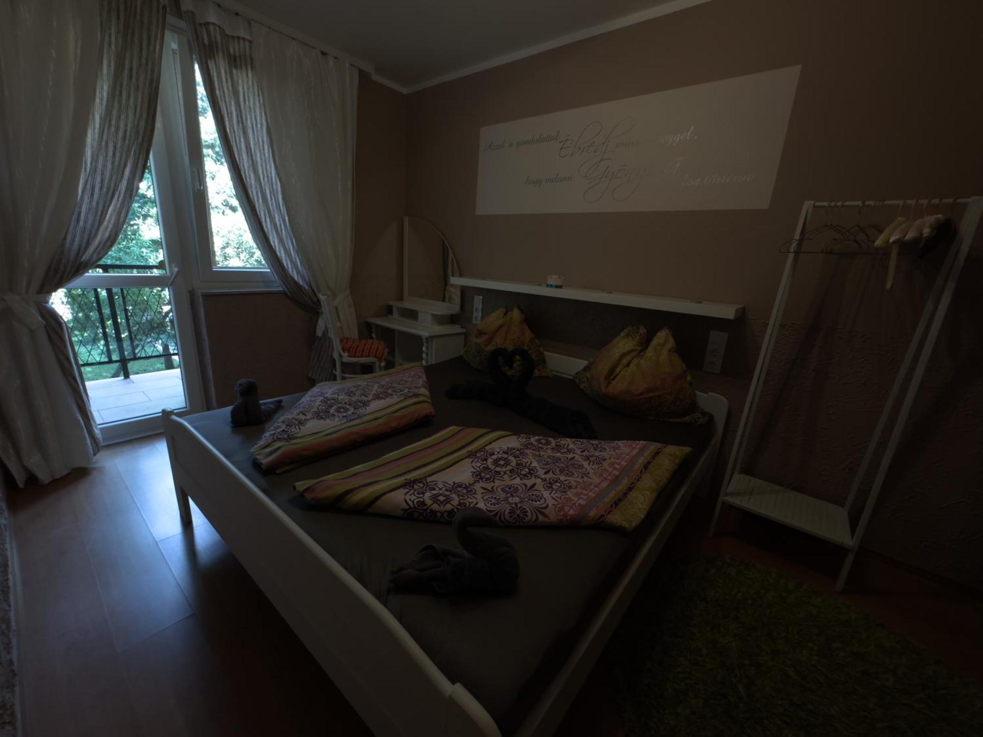 Rozsa Apartman 2 Alsóörs 객실 사진