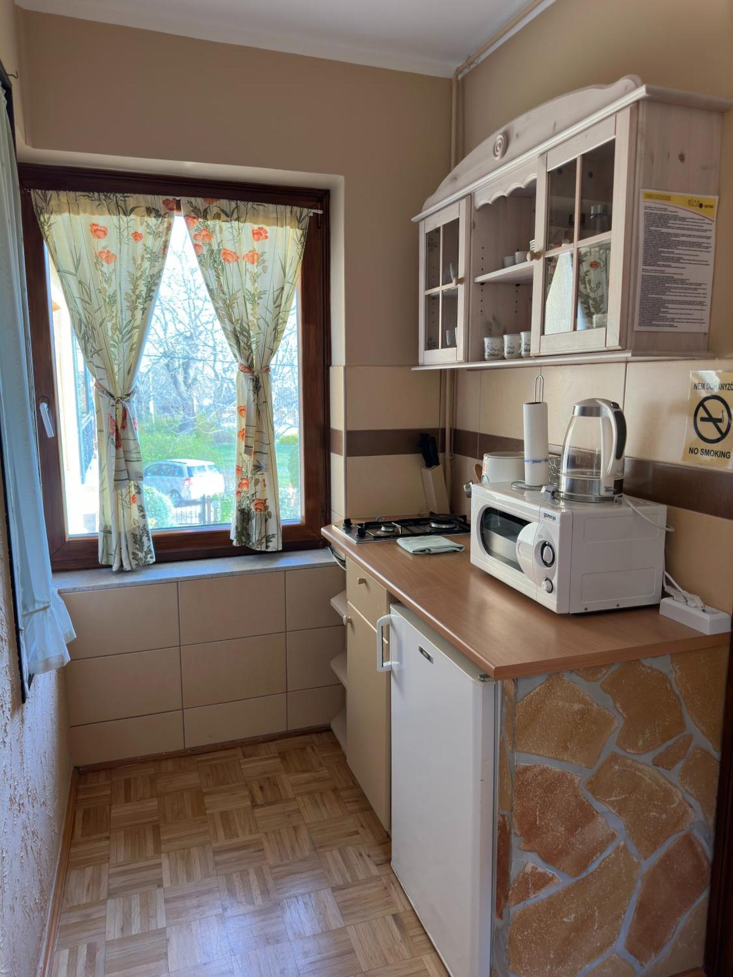 Rozsa Apartman 2 Alsóörs 객실 사진
