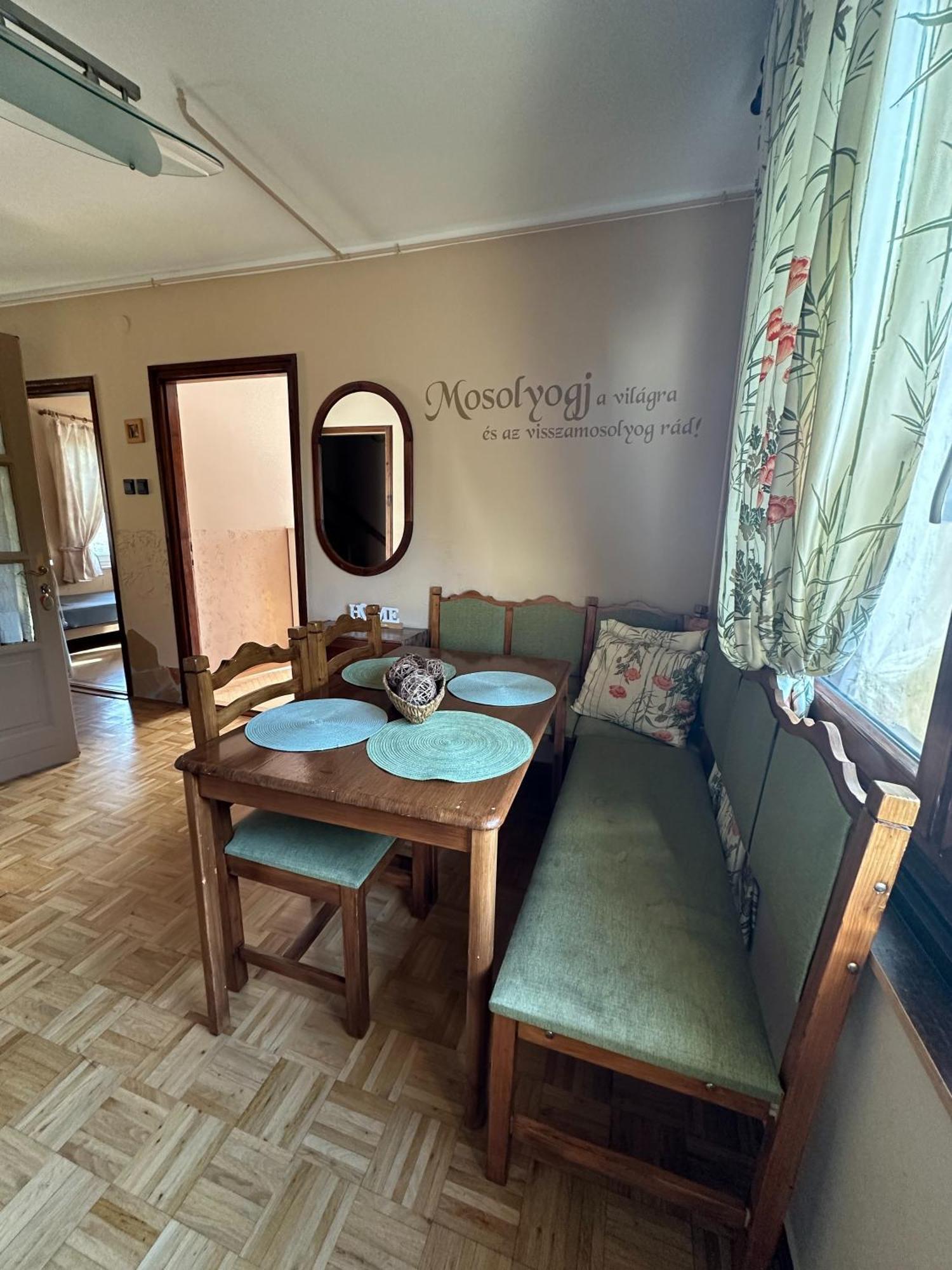 Rozsa Apartman 2 Alsóörs 객실 사진